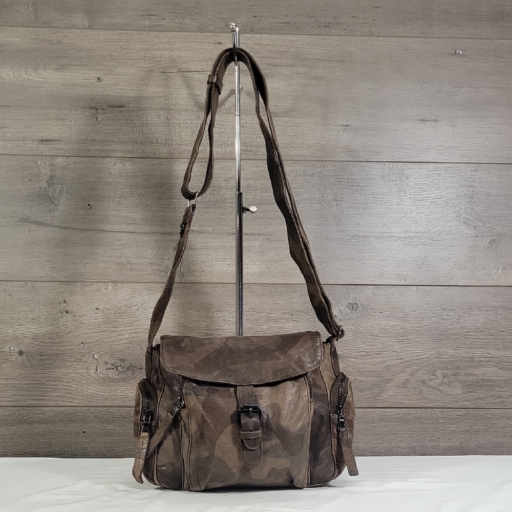 Free People Christiansen Camo Brown Leather Bag EUC
